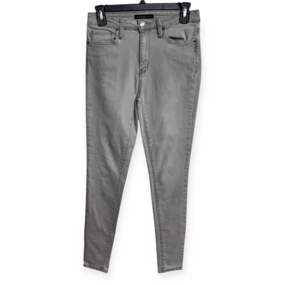 YMI‎ Gray Skinny Jeans with Stretchy Fit